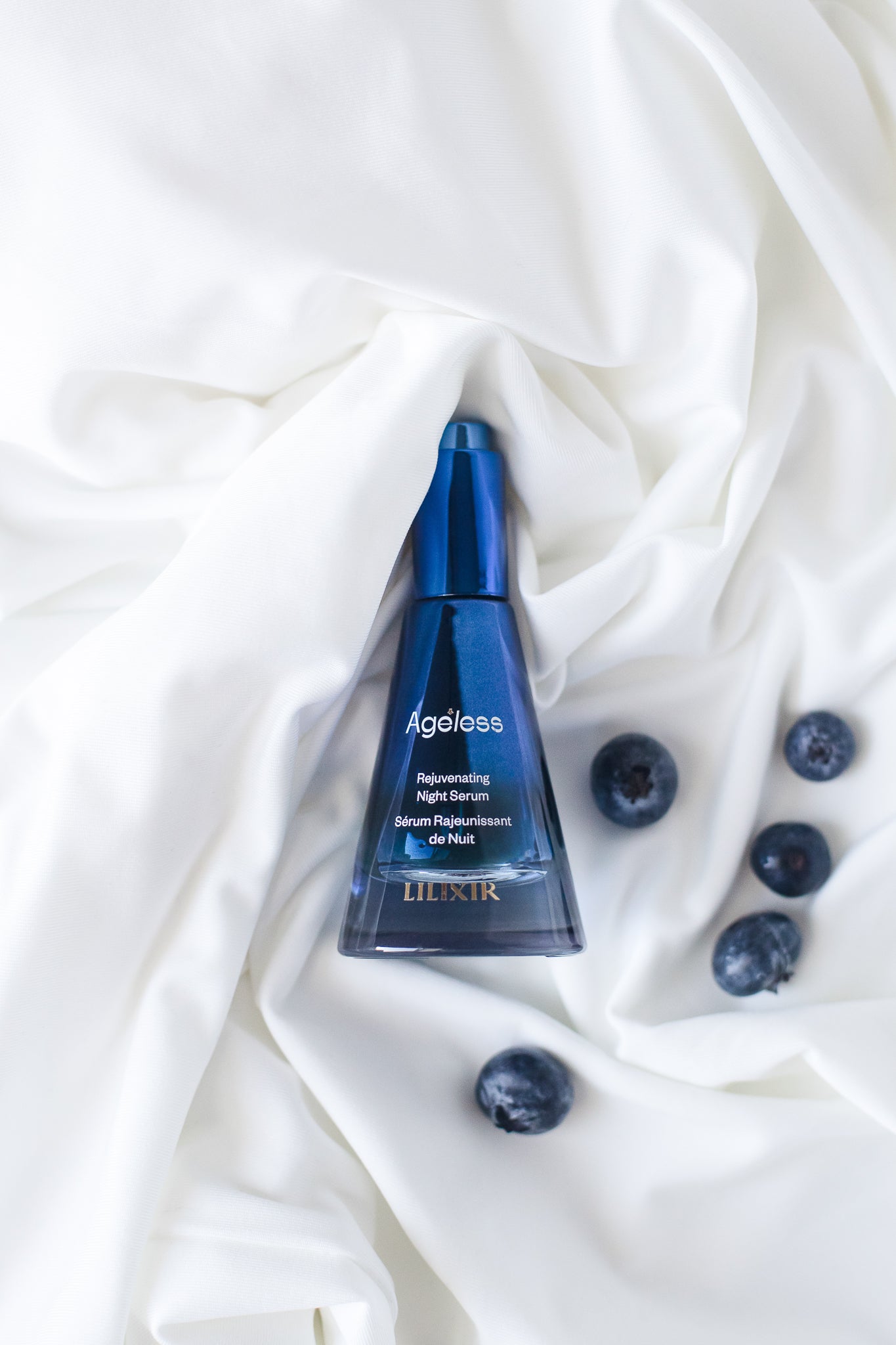 LIIXIR Ageless Night Serum with blueberries