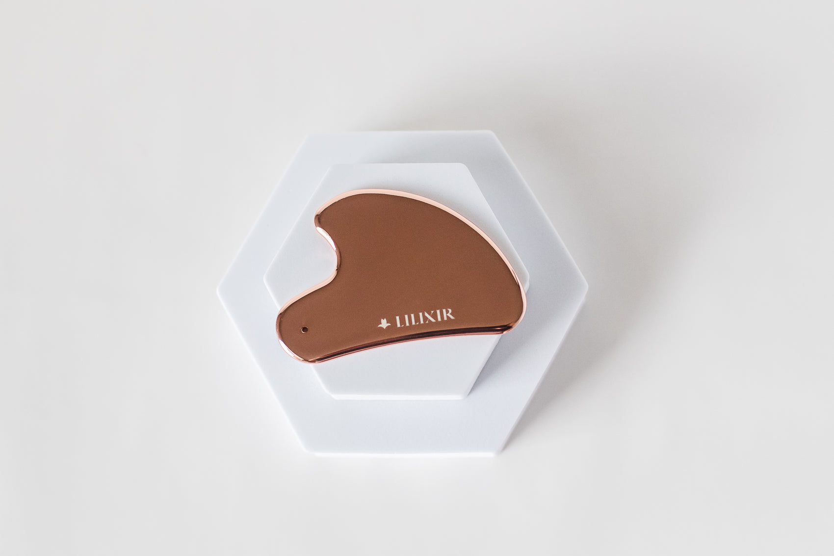 buy best sustainable natural anti aging skin treamtments, lilixir ageless rejuvenating day serum.