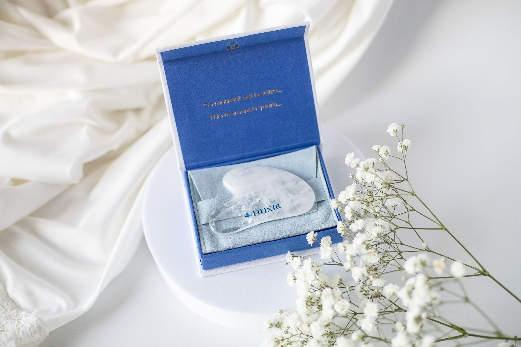 LILIXIR White Crystal Gua Sha - Acupressure Tool - LILIXIR