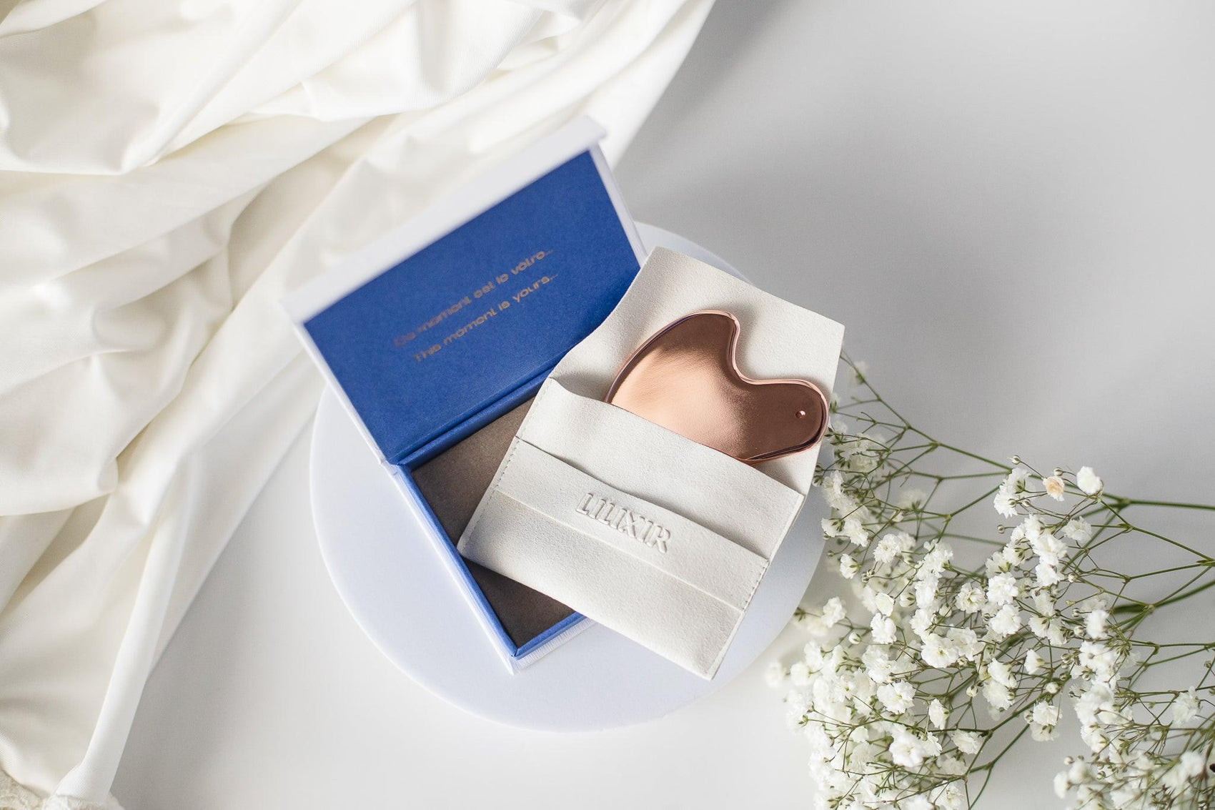 LILIXIR Golden Acupressure and Facial Lift Tool - LILIXIR