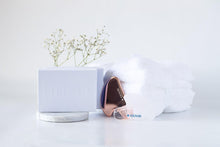 Cargar imagen en el visor de la galería, LILIXIR Golden Acupressure and Facial Lift Tool - LILIXIR
